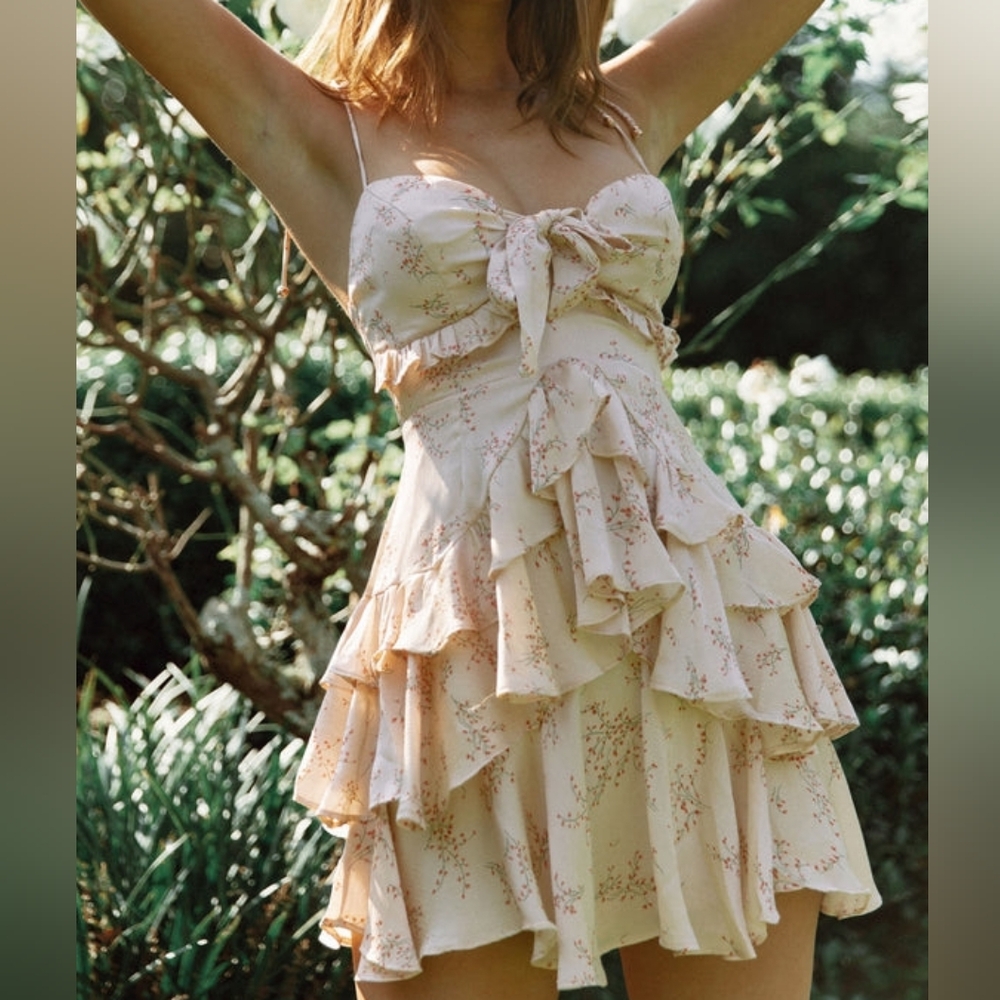 Selfie Leslie Pink Champagne Floral Ruffle Mini Dress